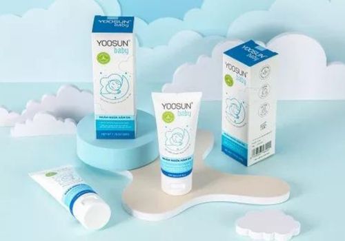 rôm sảy ở trẻ sơ sinh
