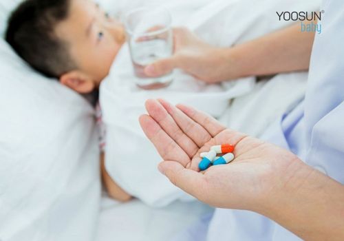 trẻ dị ứng sữa đậu nành