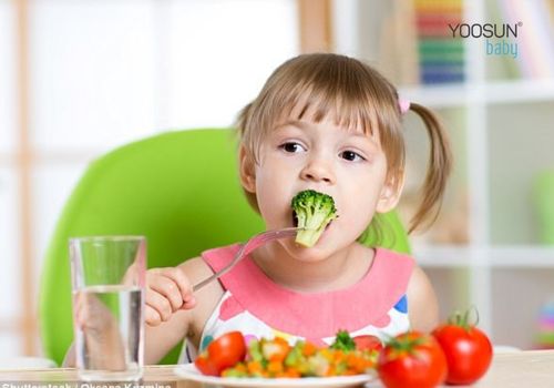 dị ứng thực phẩm ở trẻ em